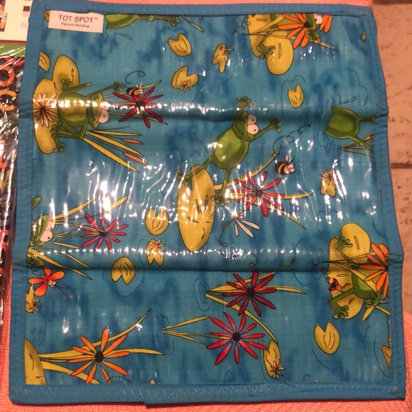 ⬇️⭐️ Tot Spot Washable and Reusable Children’s Placemats - UNISEX - Picture 5 of 12